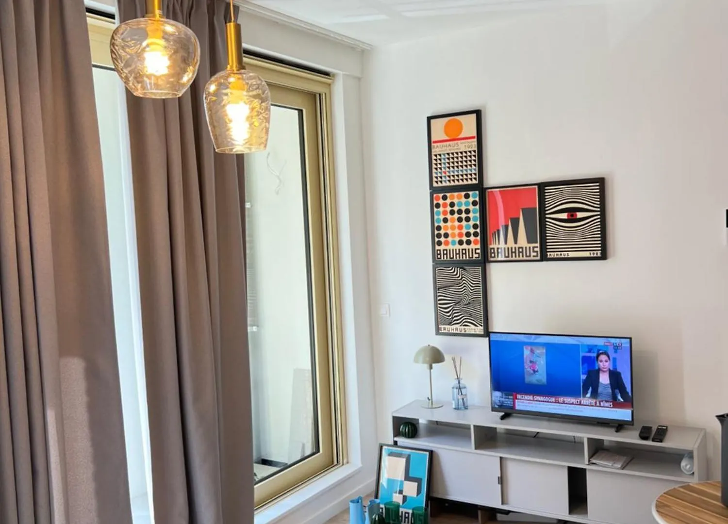 Hote Brussels Center City Luxe Tours Et Taxi 벨기에